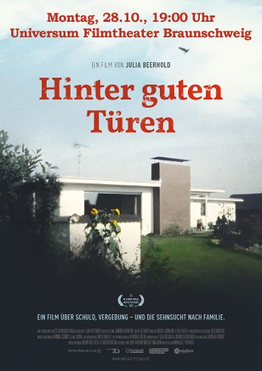 Vorderseite des Flyers "sichtbar - das Fachzentrum gegen sexuelle Gewalt"